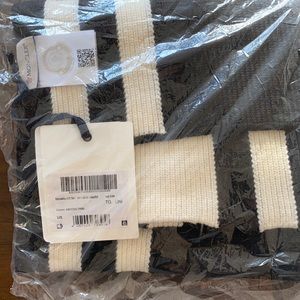 Brand new black and white moncler scarf